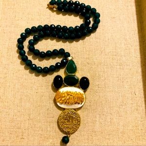 Arabic Pendant Necklace in Jasper Strand